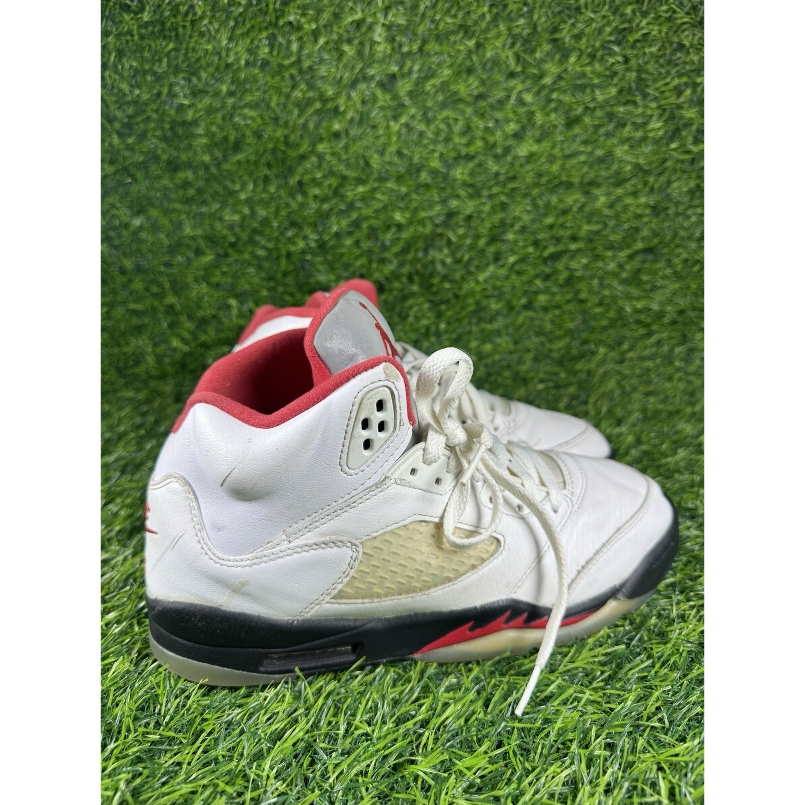 Nike Air Jordan 5 Retro 2020 Mid Fire Red Sz 7y